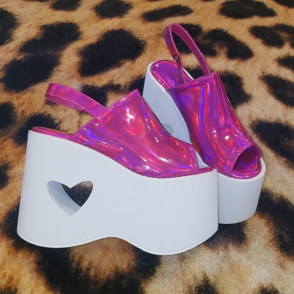 ⭐SALE⭐Chunky Barbie Holographic Wedges - Picture 2 of 10